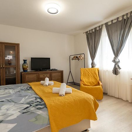 Two-Bedroom Apartment Rea In Rovinj Ngoại thất bức ảnh