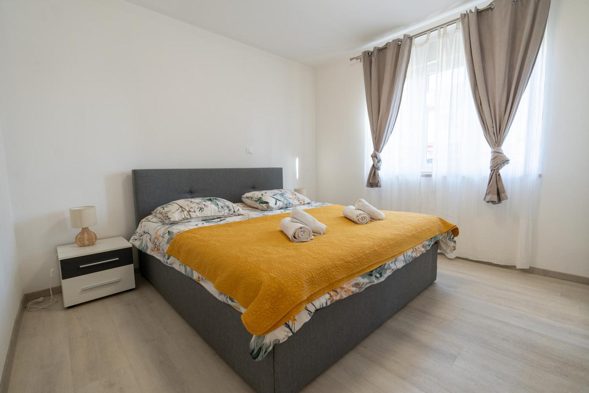 Two-Bedroom Apartment Rea In Rovinj Ngoại thất bức ảnh